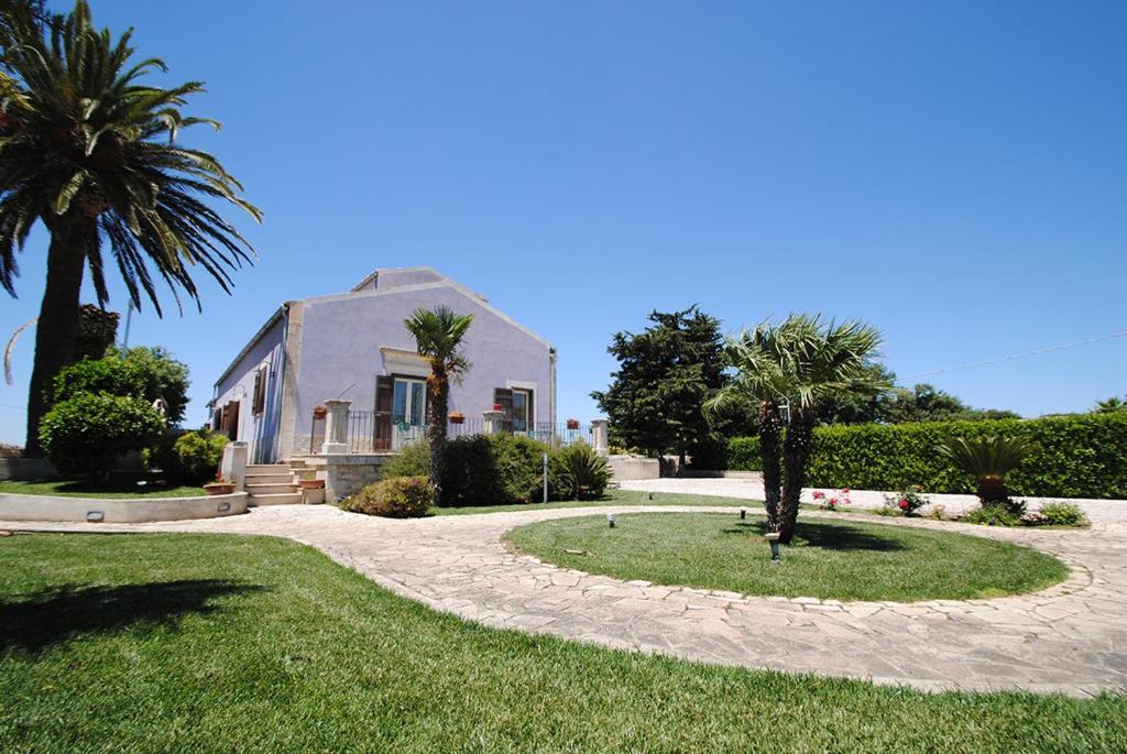 Casa Ciomod Hotel Modica Exterior photo